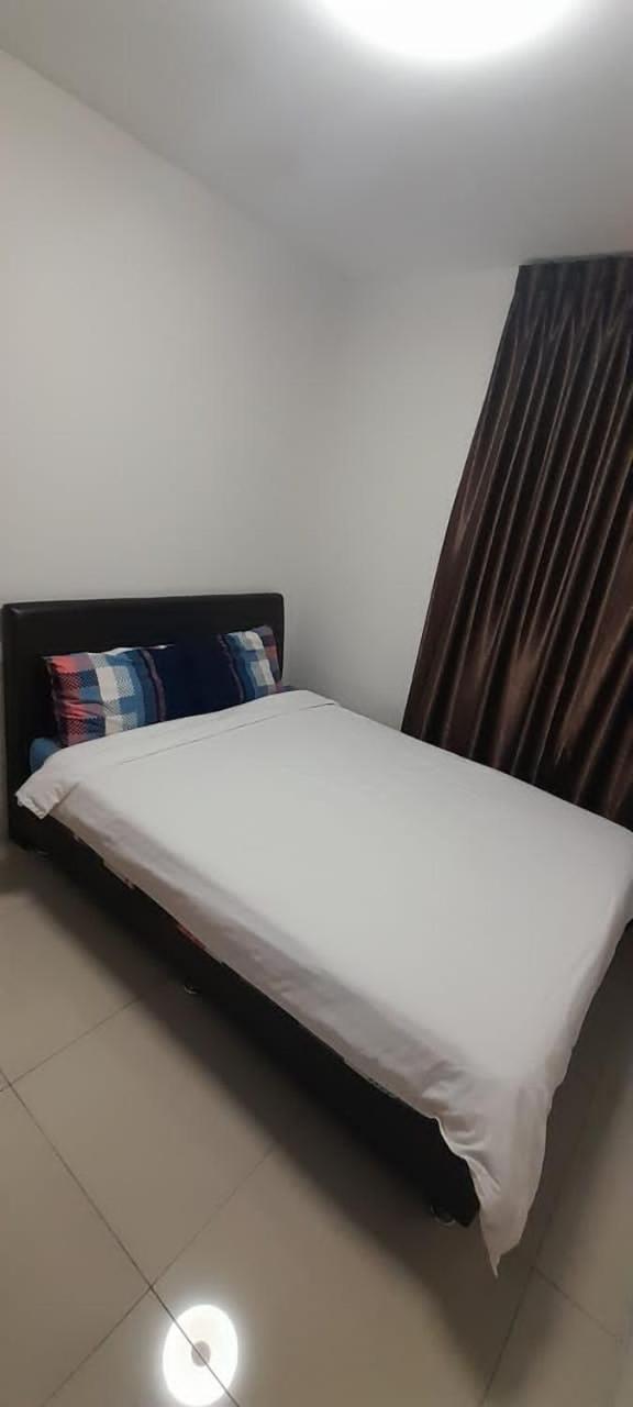 K. Riverfront Apartment Ipoh Exterior photo